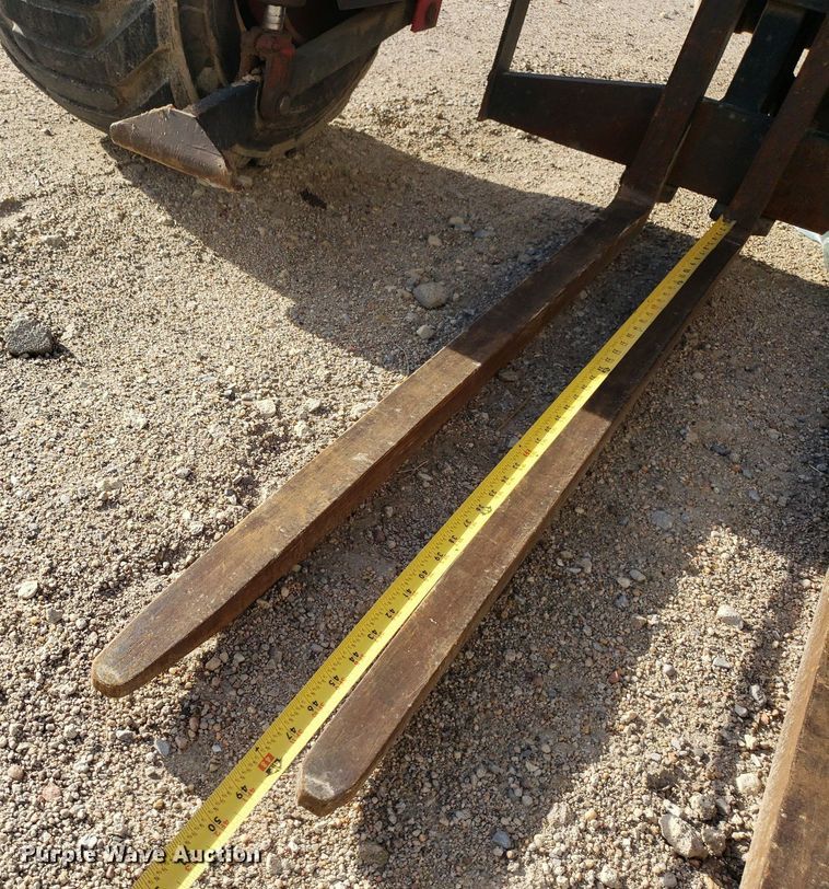 image for item DP7867 2003 Chrisman RT-5500 Navigator  forklift