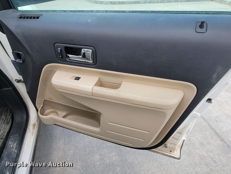 image for item HY9019 2008 Ford Edge SEL  SUV