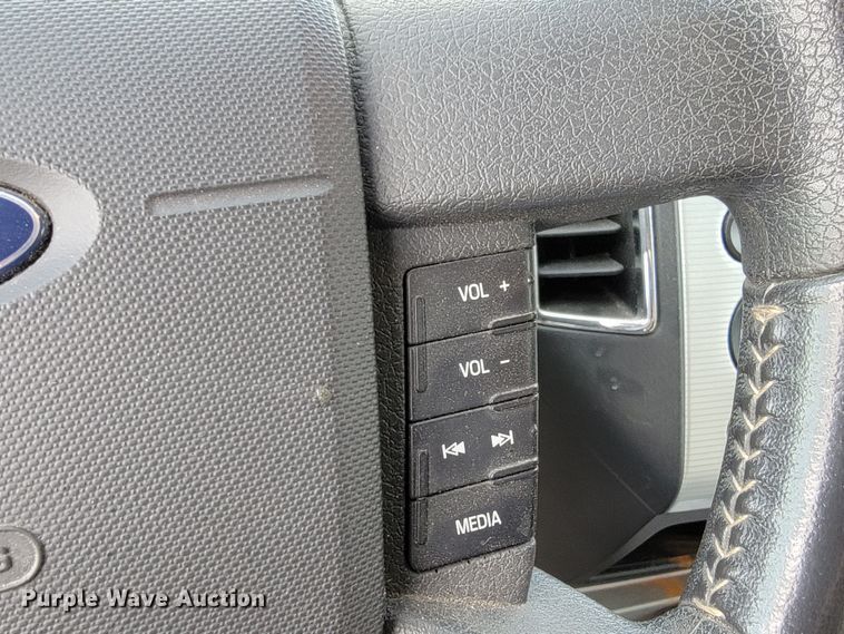 image for item HY9019 2008 Ford Edge SEL  SUV