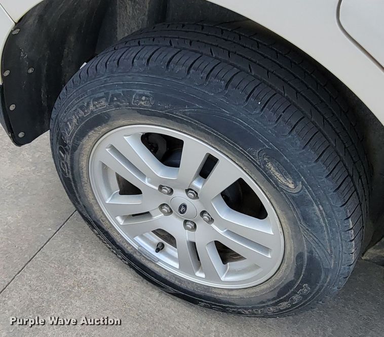 image for item HY9019 2008 Ford Edge SEL  SUV