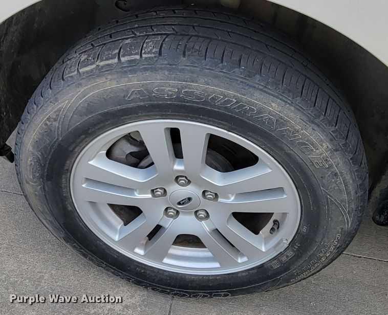 image for item HY9019 2008 Ford Edge SEL  SUV