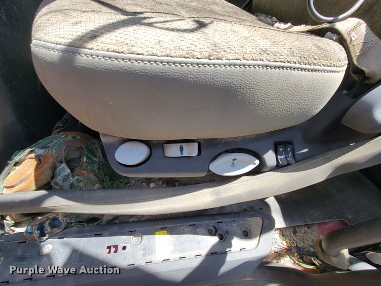 image for item HY9020 2015 Kenworth T680  semi truck