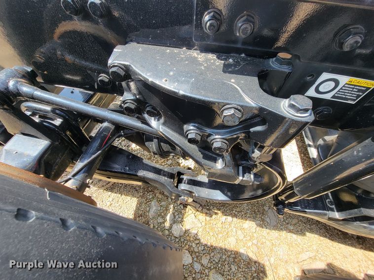 image for item HY9020 2015 Kenworth T680  semi truck