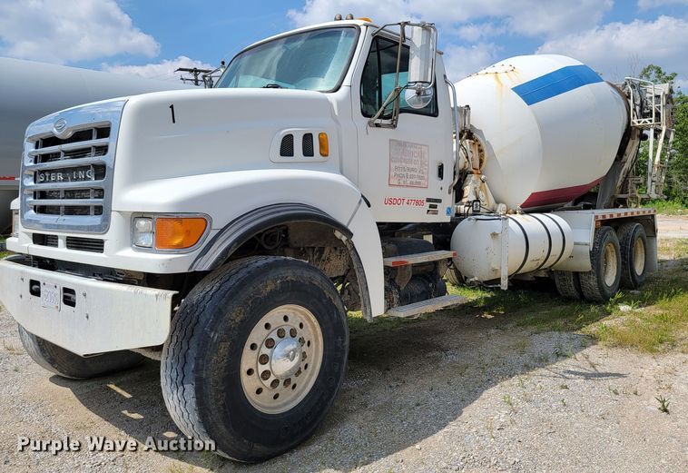 image for item HY9022 2006 Sterling LT9500  ready mix truck
