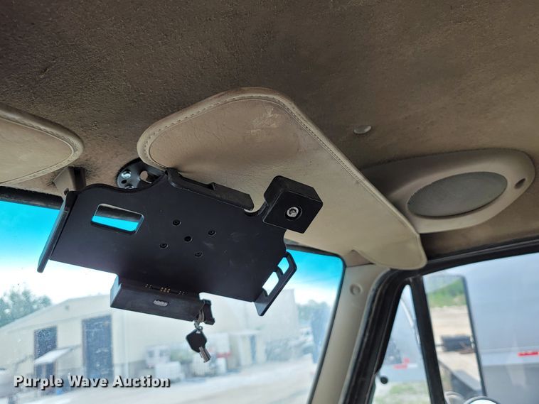 image for item HY9022 2006 Sterling LT9500  ready mix truck