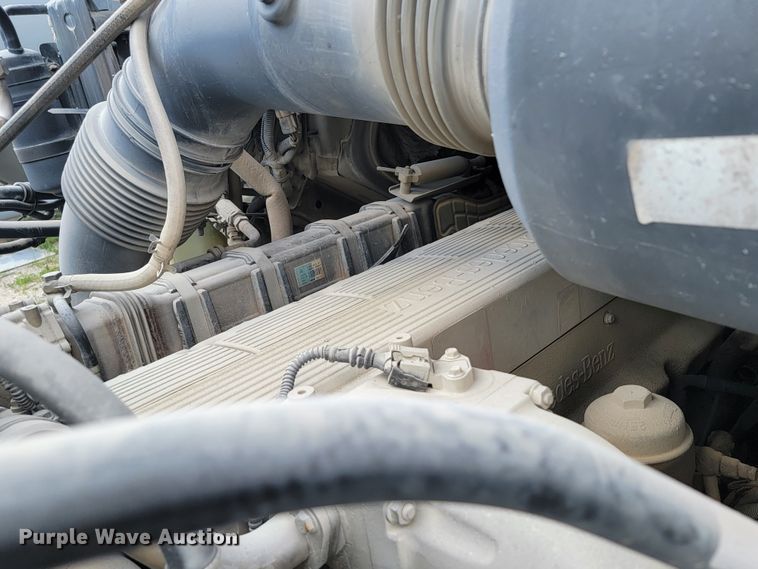 image for item HY9022 2006 Sterling LT9500  ready mix truck