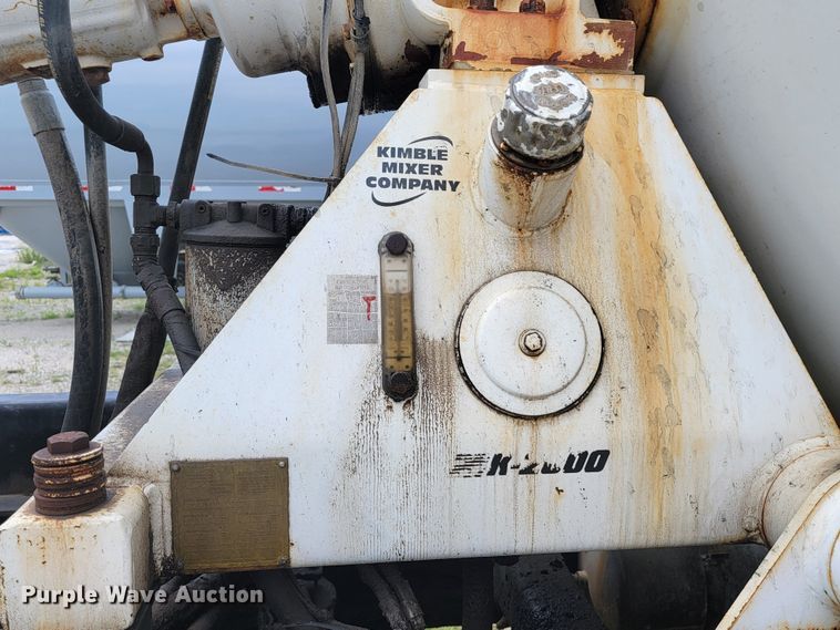 image for item HY9022 2006 Sterling LT9500  ready mix truck