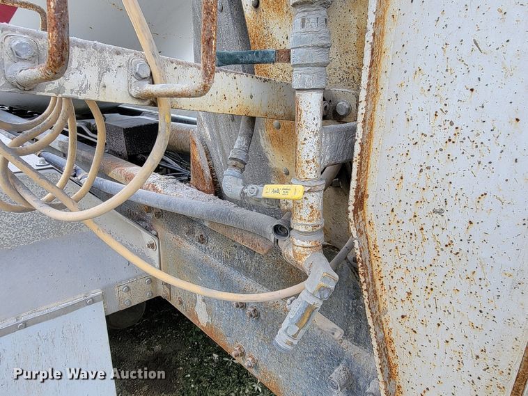 image for item HY9022 2006 Sterling LT9500  ready mix truck