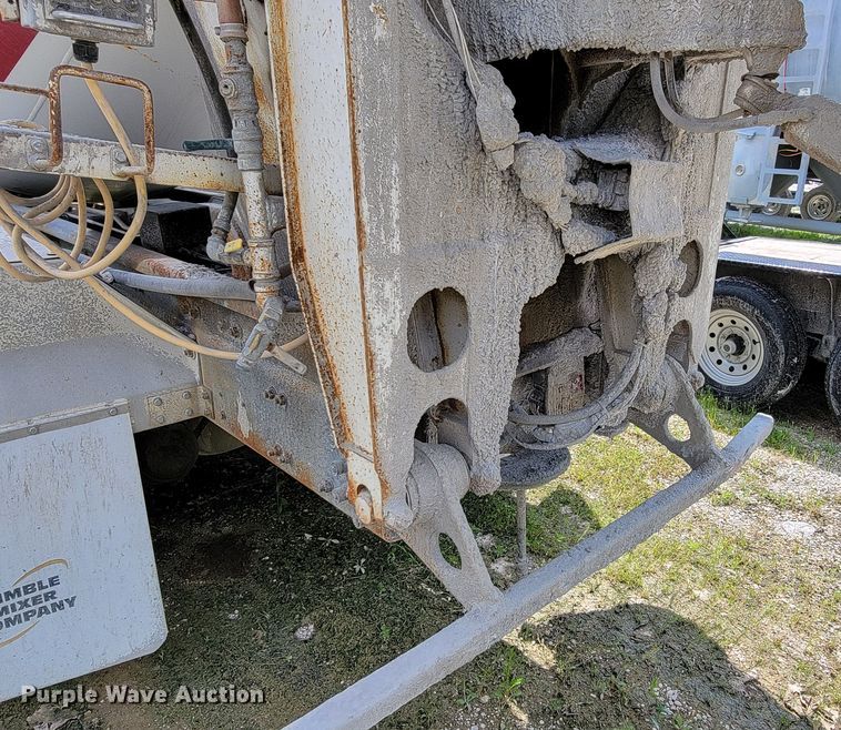 image for item HY9022 2006 Sterling LT9500  ready mix truck