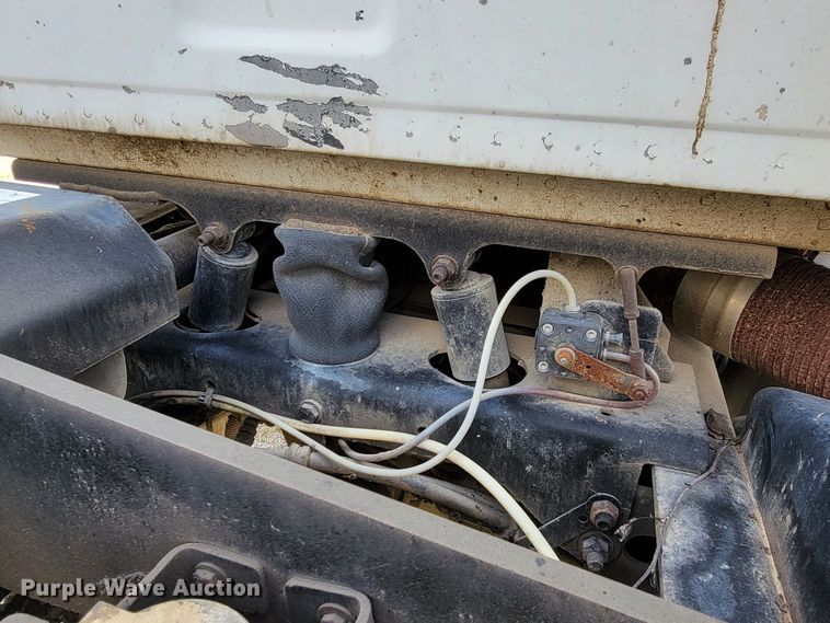 image for item HY9022 2006 Sterling LT9500  ready mix truck