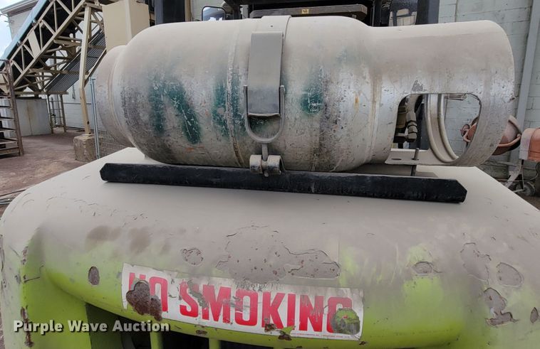 image for item HY9024 Clark CGC55  forklift