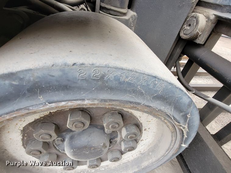 image for item HY9024 Clark CGC55  forklift