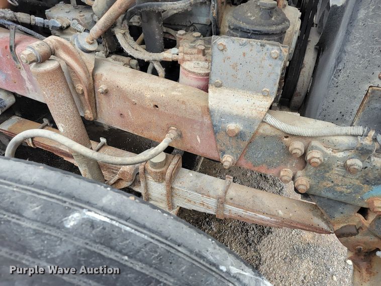 image for item JE9985 1982 Mack R688ST  water truck