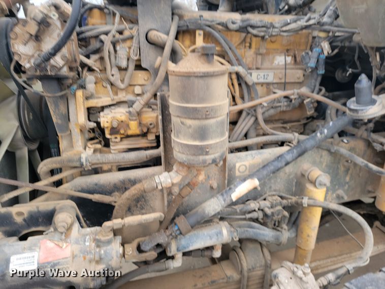 image for item JE9999 2004 Kenworth T800  ready mix truck