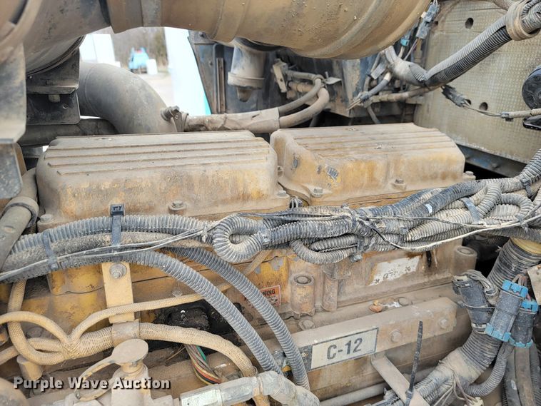 image for item JE9999 2004 Kenworth T800  ready mix truck