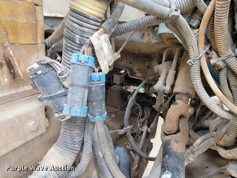 image for item JE9999 2004 Kenworth T800  ready mix truck