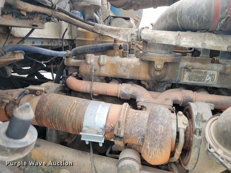 image for item JE9999 2004 Kenworth T800  ready mix truck