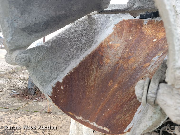 image for item JE9999 2004 Kenworth T800  ready mix truck