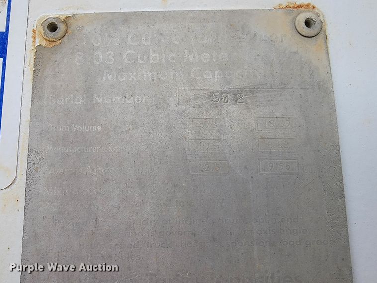 image for item JE9999 2004 Kenworth T800  ready mix truck