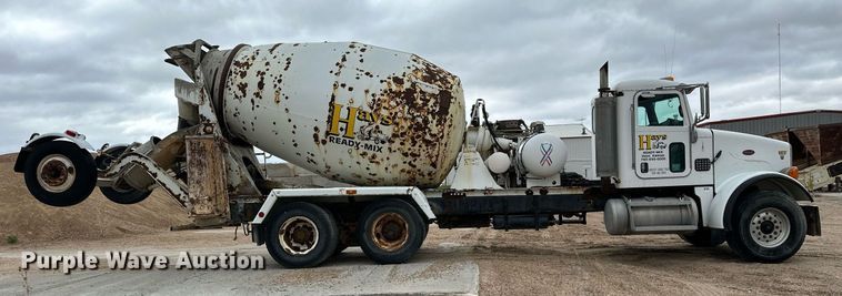 image for item KL9203 2007 Peterbilt 357  ready mix truck