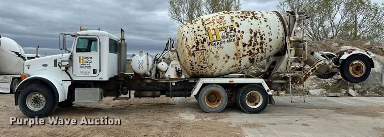image for item KL9203 2007 Peterbilt 357  ready mix truck