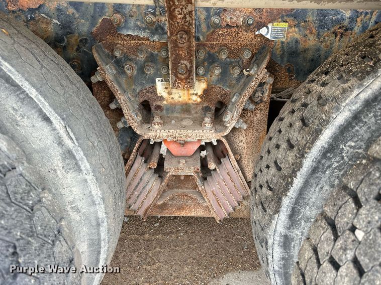 image for item KL9203 2007 Peterbilt 357  ready mix truck