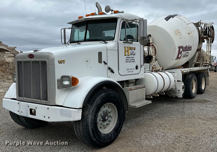 image for item KL9204 2004 Peterbilt 357  ready mix truck