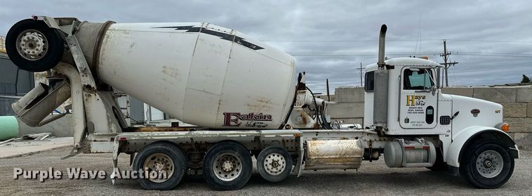 image for item KL9204 2004 Peterbilt 357  ready mix truck