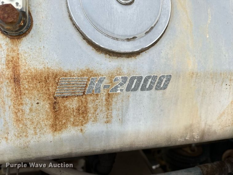 image for item KL9204 2004 Peterbilt 357  ready mix truck