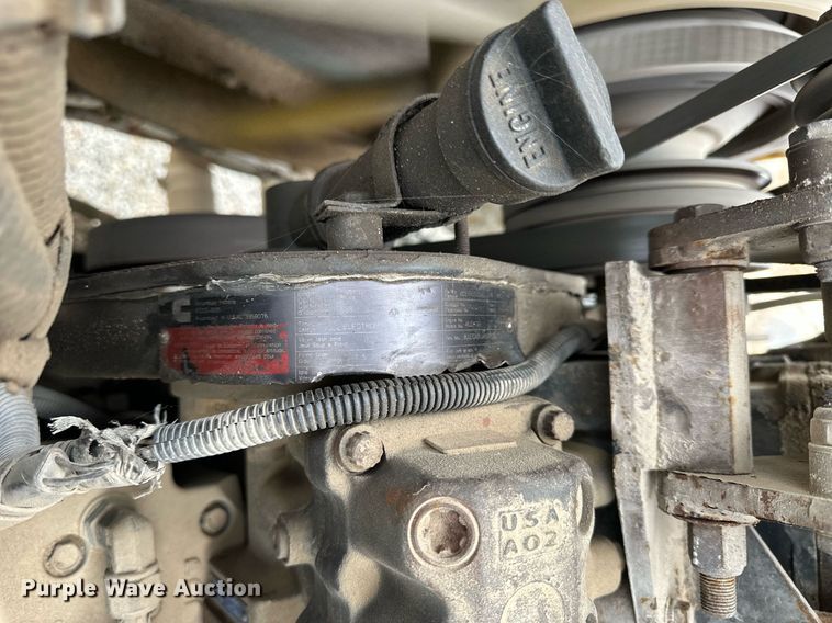 image for item KL9204 2004 Peterbilt 357  ready mix truck