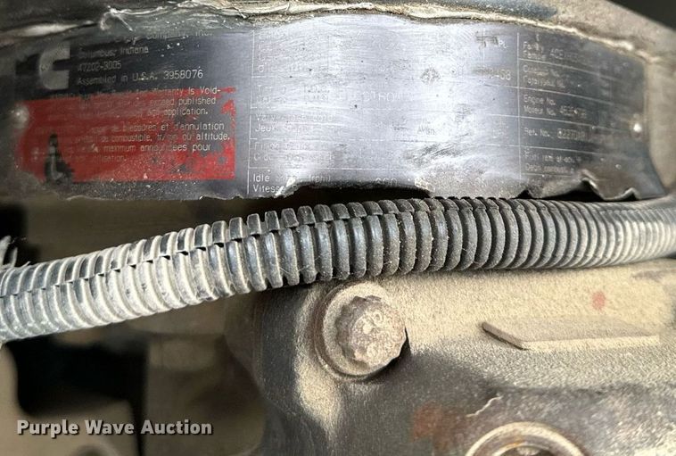 image for item KL9204 2004 Peterbilt 357  ready mix truck