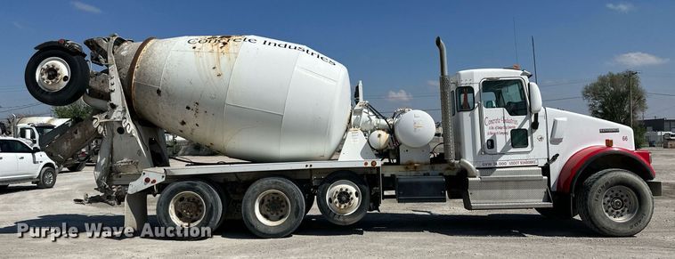 image for item KX9002 2015 Kenworth W900  ready mix truck