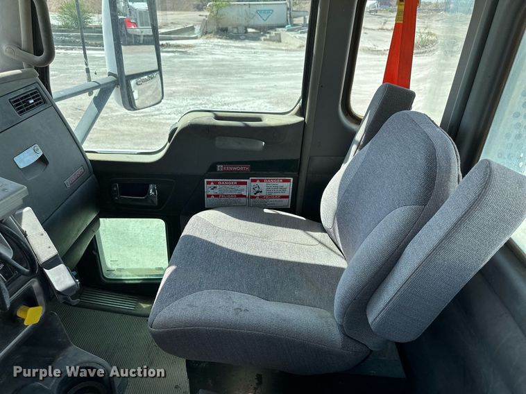 image for item KX9002 2015 Kenworth W900  ready mix truck