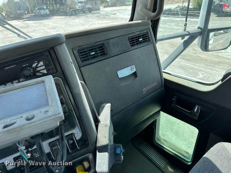 image for item KX9002 2015 Kenworth W900  ready mix truck