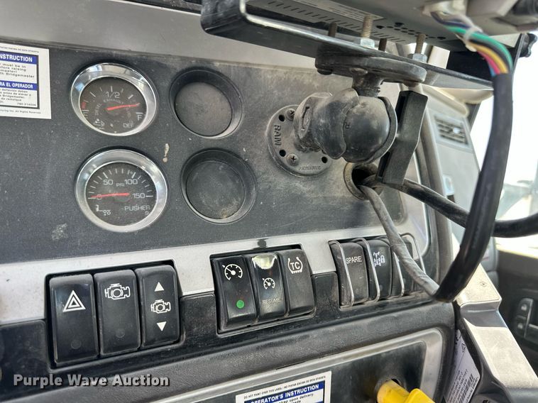 image for item KX9002 2015 Kenworth W900  ready mix truck