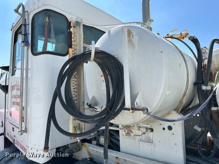 image for item KX9002 2015 Kenworth W900  ready mix truck