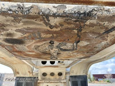 image for item KX9005 1979 Fruehauf  tank trailer