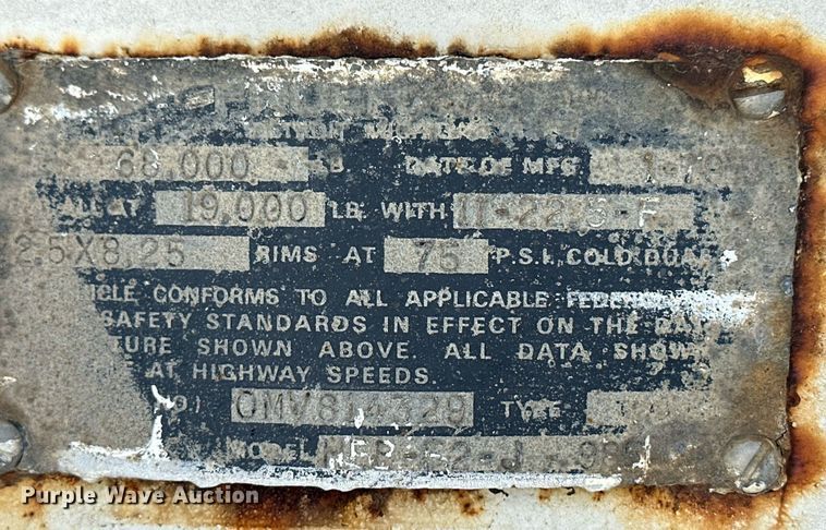 image for item KX9005 1979 Fruehauf  tank trailer