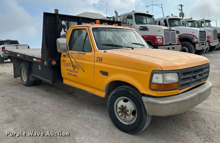 image for item KX9006 1993 Ford F350  flatbed pickup truck