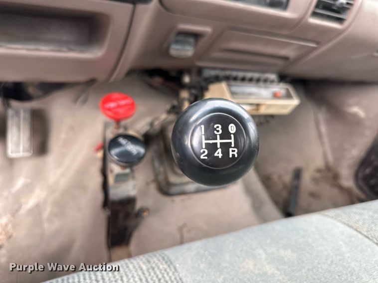 image for item KX9006 1993 Ford F350  flatbed pickup truck