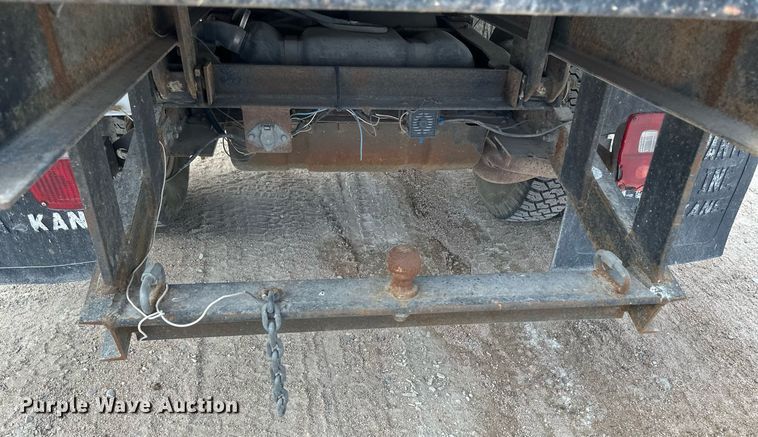 image for item KX9006 1993 Ford F350  flatbed pickup truck