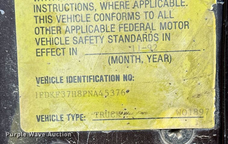 image for item KX9006 1993 Ford F350  flatbed pickup truck