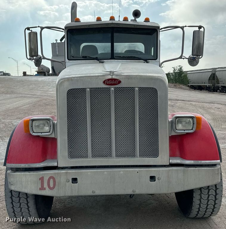 image for item KX9007 2015 Peterbilt 365  ready mix truck