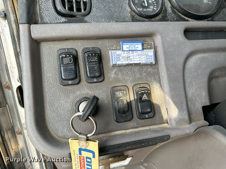 image for item KX9007 2015 Peterbilt 365  ready mix truck