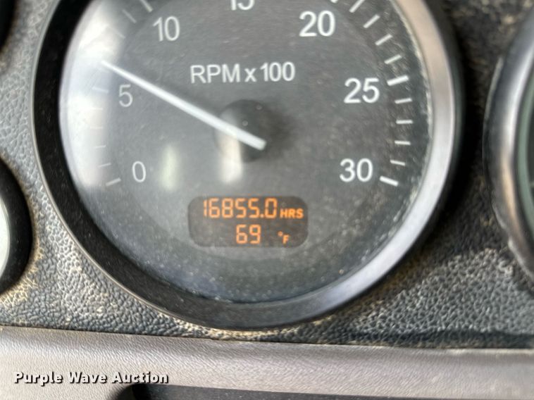 image for item KX9007 2015 Peterbilt 365  ready mix truck