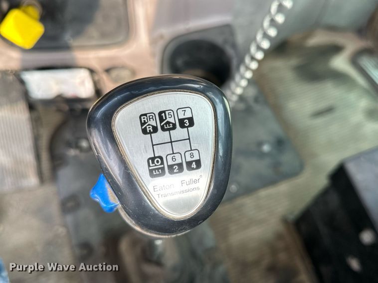 image for item KX9007 2015 Peterbilt 365  ready mix truck