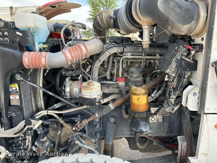 image for item KX9007 2015 Peterbilt 365  ready mix truck