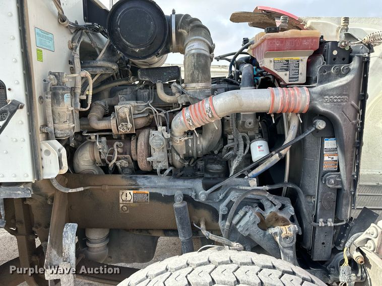 image for item KX9007 2015 Peterbilt 365  ready mix truck