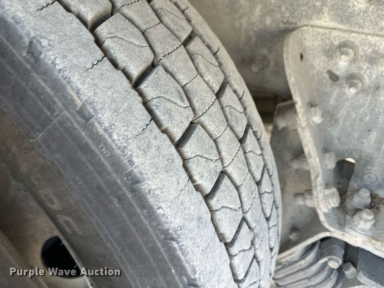 image for item KX9007 2015 Peterbilt 365  ready mix truck