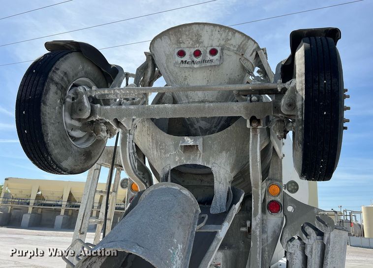 image for item LG9084 2014 Kenworth W900  ready mix truck